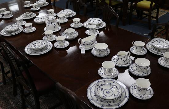 A quantity of Royal Doulton Yorktown pattern tableware,